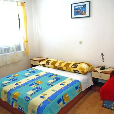 Apartment In With Balcony, Air Conditioning, Wifi, Washing Machine *